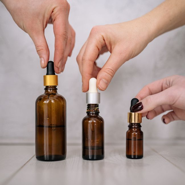 Hidratantni serum s hijaluronskom kiselinom